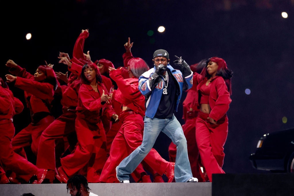 Kendrick Lamar Continues Assault On Drake At Halftime Show