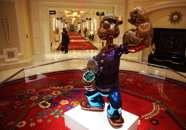 Photo of the Popeye sculpture at the Encore casino