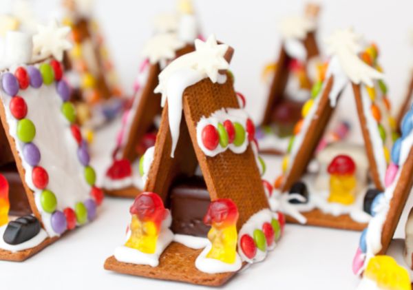 Various handmade gingerbread houses